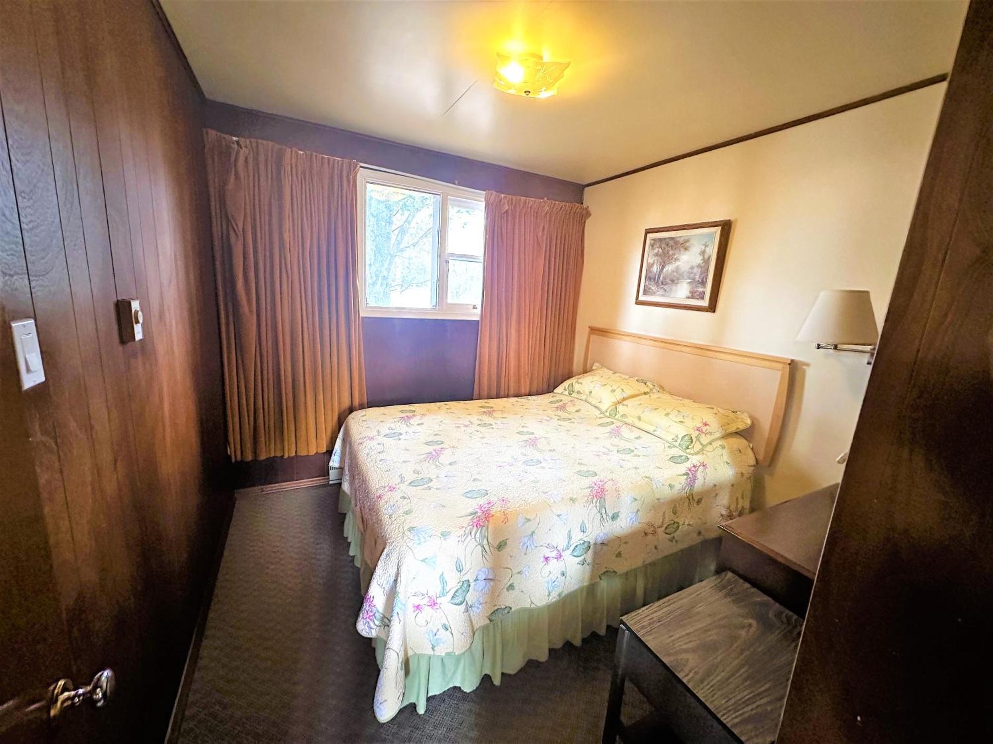 Red Top Motor Inn Iron Bridge Ngoại thất bức ảnh
